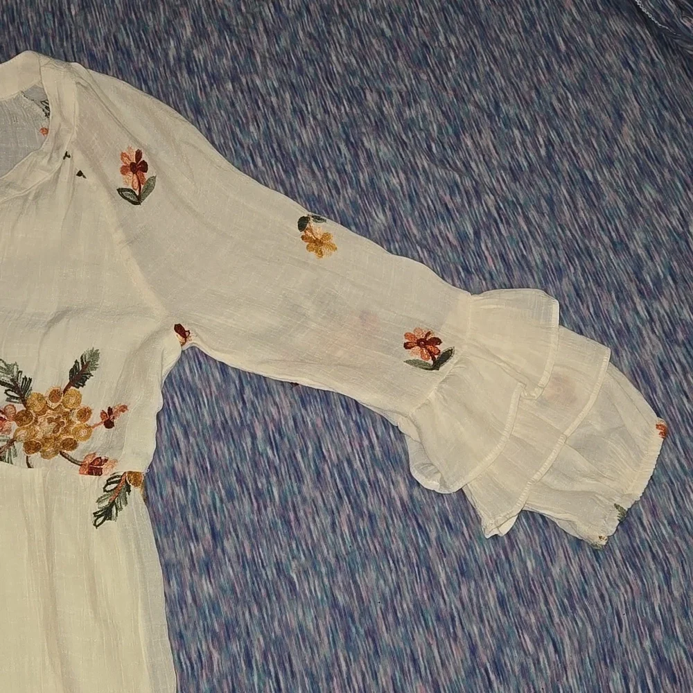 Fig and Flower Women's Embroidered Floral Print Dress Ivory Size Petite L - Picture 5 of 9